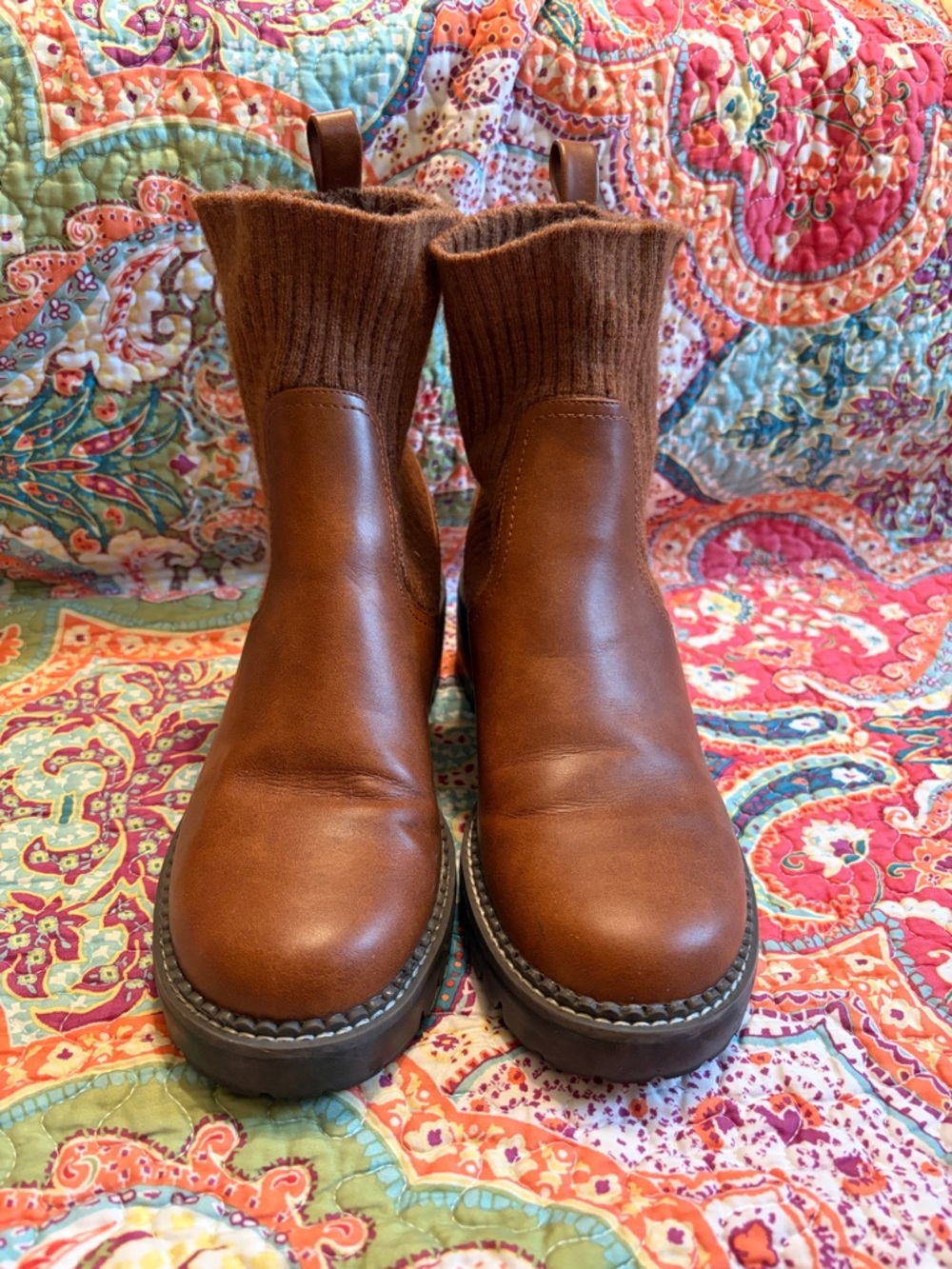Universal Thread Chestnut Tan Rib-Knit Chelsea Booties - Picture 2 of 4